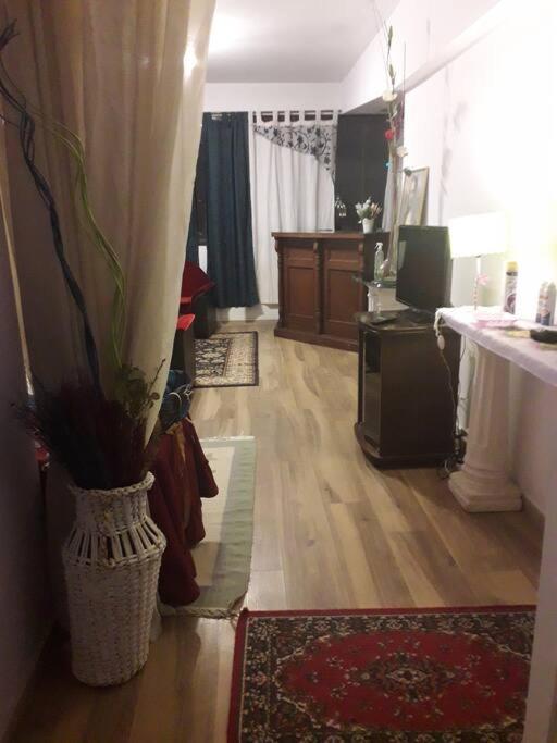 Cariclau Stanza Torres Galeria Jardin Microcentro * Ciudad Autónoma de Buenos Aires